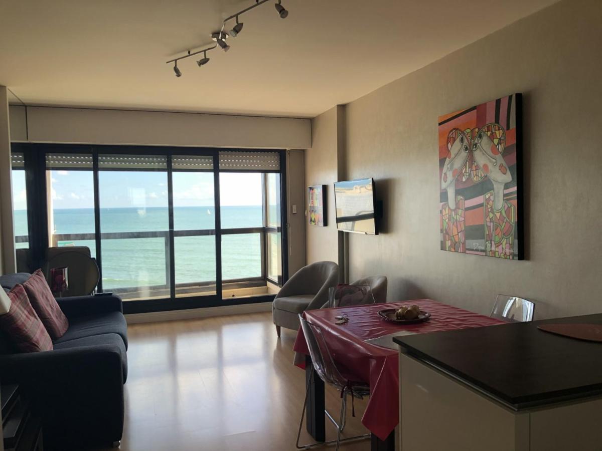 Appartement T2 Refait A Neuf Avec Balcon Face Mer Et Ascenseur, Au Coeur Des Sables-D'Olonne - Fr-1-485-70 لي سابلِ دولونْ المظهر الخارجي الصورة
